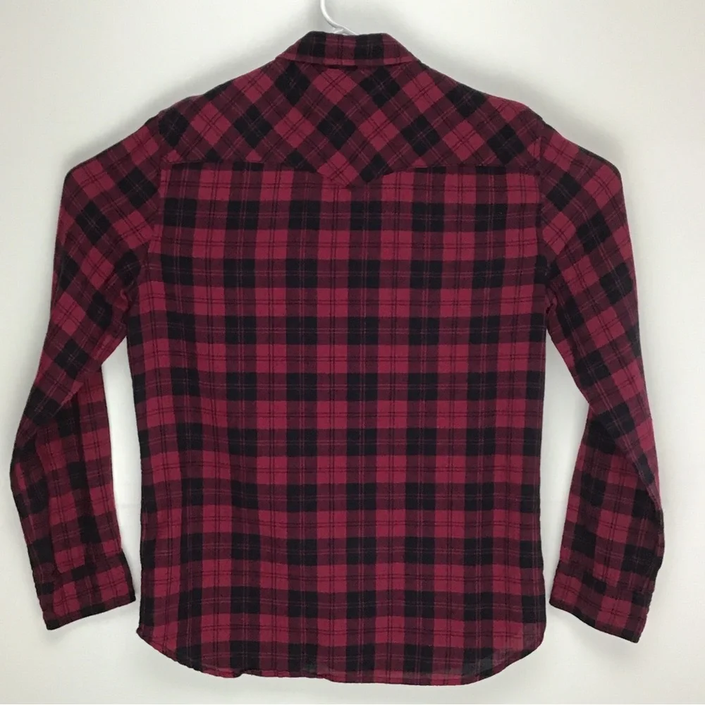 True Religion mens long sleeve button up casual shirt medium